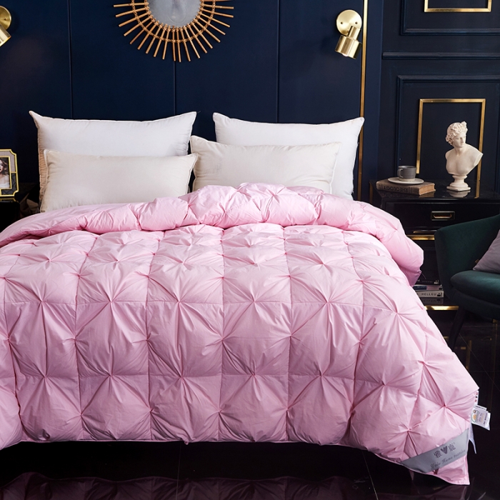 91家纺网 家纺一手货源 找家纺 俏企鹅 2025新款羽绒被 粉色