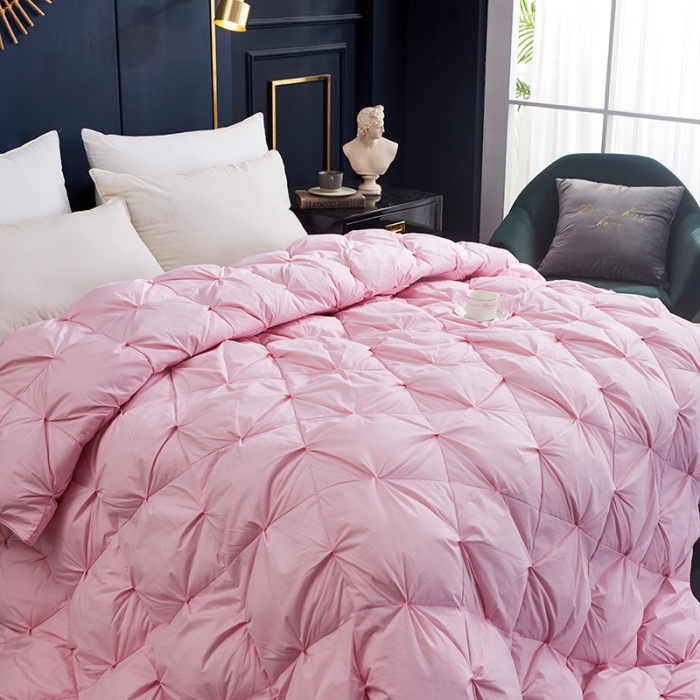 91家纺网 家纺一手货源 找家纺 俏企鹅 2025新款羽绒被 粉色