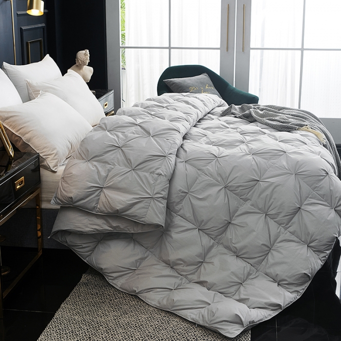 91家纺网 家纺一手货源 找家纺 俏企鹅 2025新款羽绒被 灰色