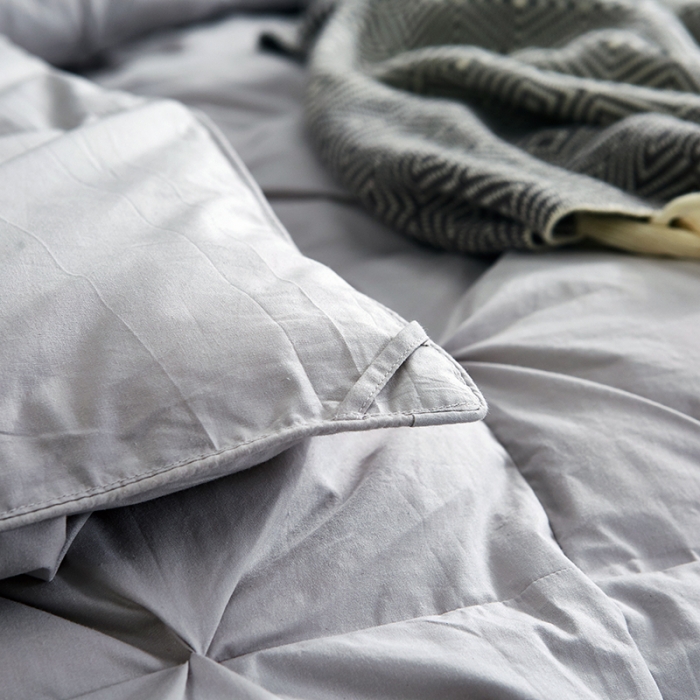 91家纺网 家纺一手货源 找家纺 俏企鹅 2025新款羽绒被 灰色