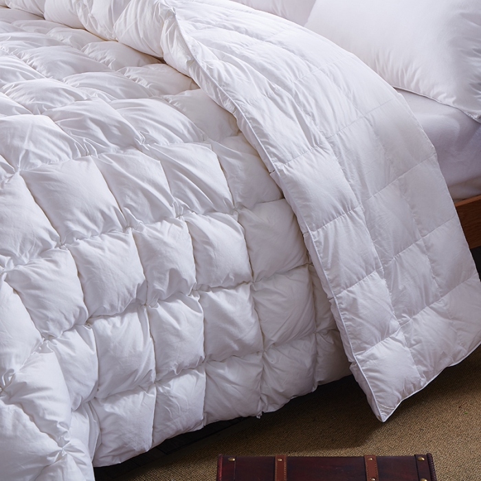 91家纺网 家纺一手货源 找家纺 （总）俏企鹅 2025新款柔赛丝水立方羽绒被