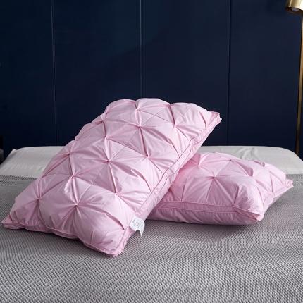 91家纺网 家纺一手货源 找家纺 （总）俏企鹅  2025新款全棉防羽布扭花枕头枕芯羽绒枕