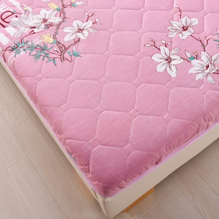 91家纺网 家纺一手货源 找家纺 富威堡新款磨毛加厚防滑床垫学生宿舍印花床垫 繁花似锦-红豆沙