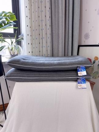 针织细条纹学生低枕芯 成人平枕  护颈枕头