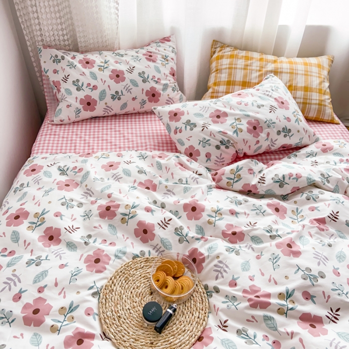 91家纺网 家纺一手货源 找家纺 窝米 2020新款13370小清新花卉风系列四件套 一芳红