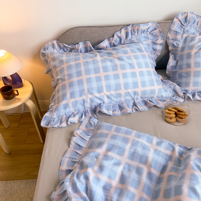 91家纺网 家纺一手货源 找家纺 窝米2020新款13372工艺款韩版风格子花边四件套 蓝粉格