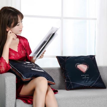 91家纺网 家纺一手货源 找家纺 雷娜家居 多功能披肩抱枕毯 米兰达