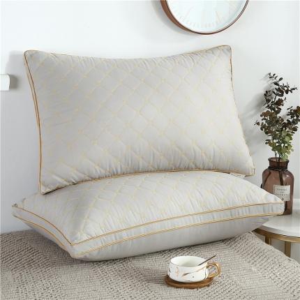 91家纺网 家纺一手货源 找家纺 （总）天意美 2020新款仿天丝立体绗绣枕48*74cm一只