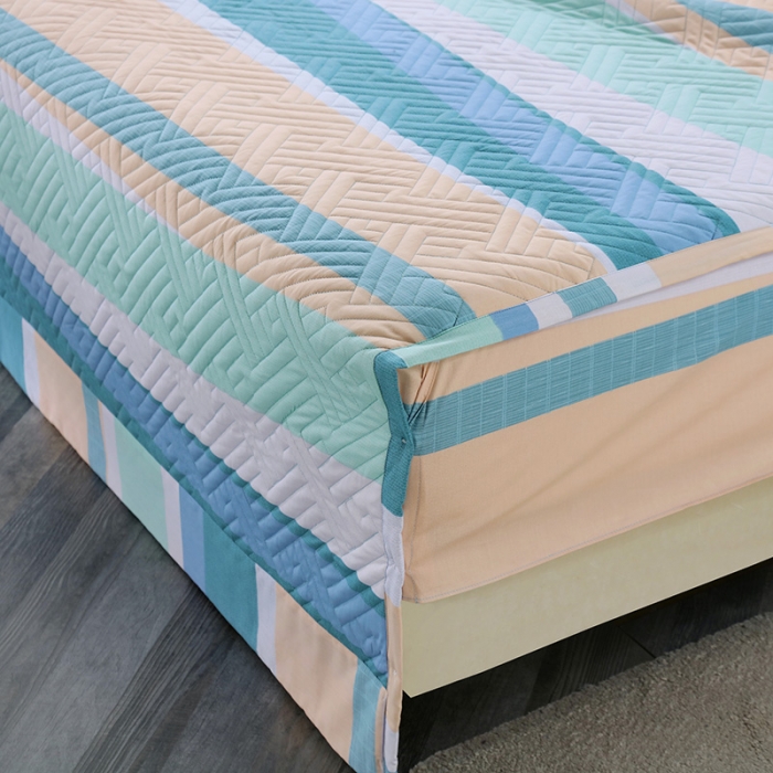 91家纺网 家纺一手货源 找家纺 OL 2021新款13372全棉夹棉活性印染单品床盖 时光印记