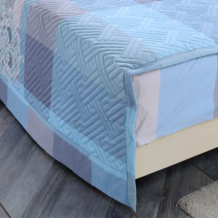 91家纺网 家纺一手货源 找家纺 OL 2021新款13372全棉夹棉活性印染单品床盖 兰博斯卡