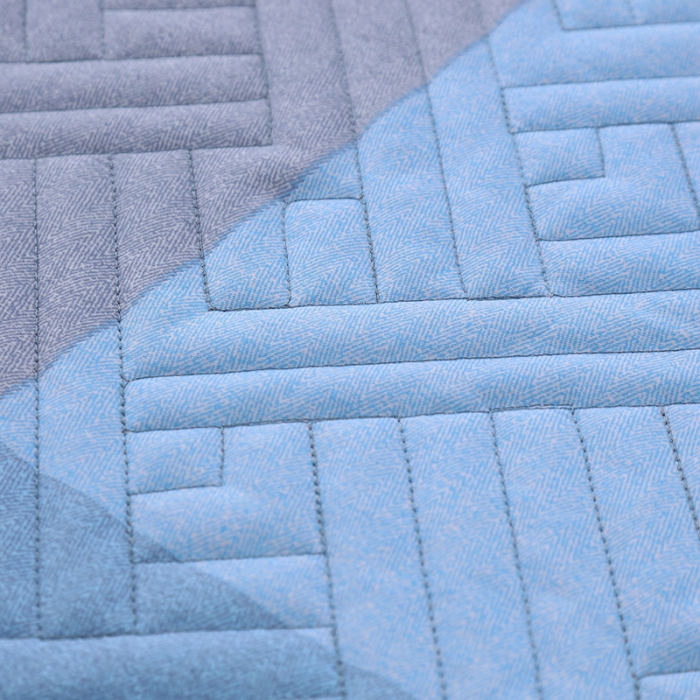 91家纺网 家纺一手货源 找家纺 OL 2021新款13372全棉夹棉活性印染单品床盖 兰博斯卡