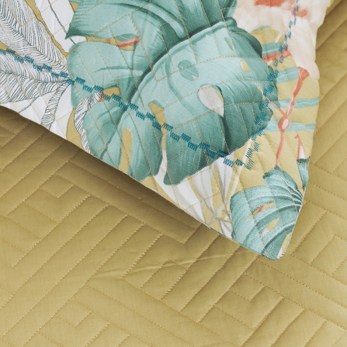 91家纺网 家纺一手货源 找家纺 OL 2021新款13372全棉夹棉活性印染单品枕套 丛林野奢