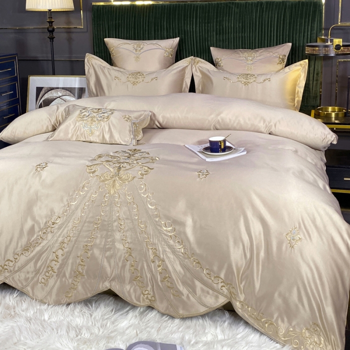 91家纺网 家纺一手货源 找家纺 宅家居60支贡缎真臻品丝B版纯棉刺绣卡瑞娜系列四件套 香槟金
