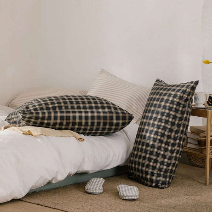 91家纺网 家纺一手货源 找家纺 艾沁 2020新款13372全棉枕套48*74cm 罗马格