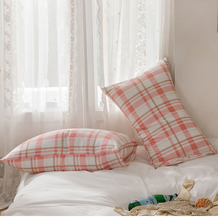 91家纺网 家纺一手货源 找家纺 艾沁 2020新款13372全棉枕套48*74cm 粉白格