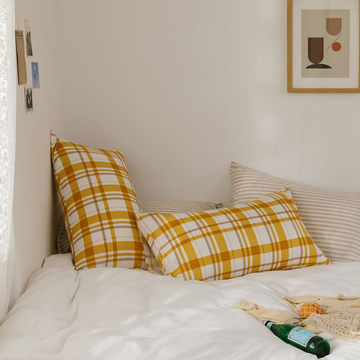 91家纺网 家纺一手货源 找家纺 艾沁 2020新款13372全棉枕套48*74cm 黄白条格