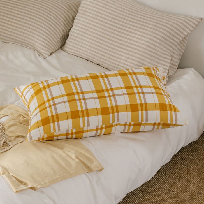 91家纺网 家纺一手货源 找家纺 艾沁 2020新款13372全棉枕套48*74cm 黄白条格