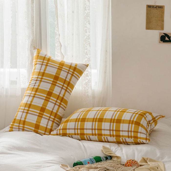 91家纺网 家纺一手货源 找家纺 艾沁 2020新款13372全棉枕套48*74cm 黄白条格