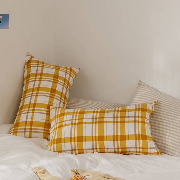 91家纺网 家纺一手货源 找家纺 艾沁 2020新款13372全棉枕套48*74cm 黄白条格