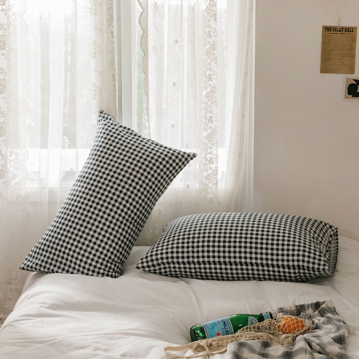 91家纺网 家纺一手货源 找家纺 艾沁 2020新款13372全棉枕套48*74cm 小黑格