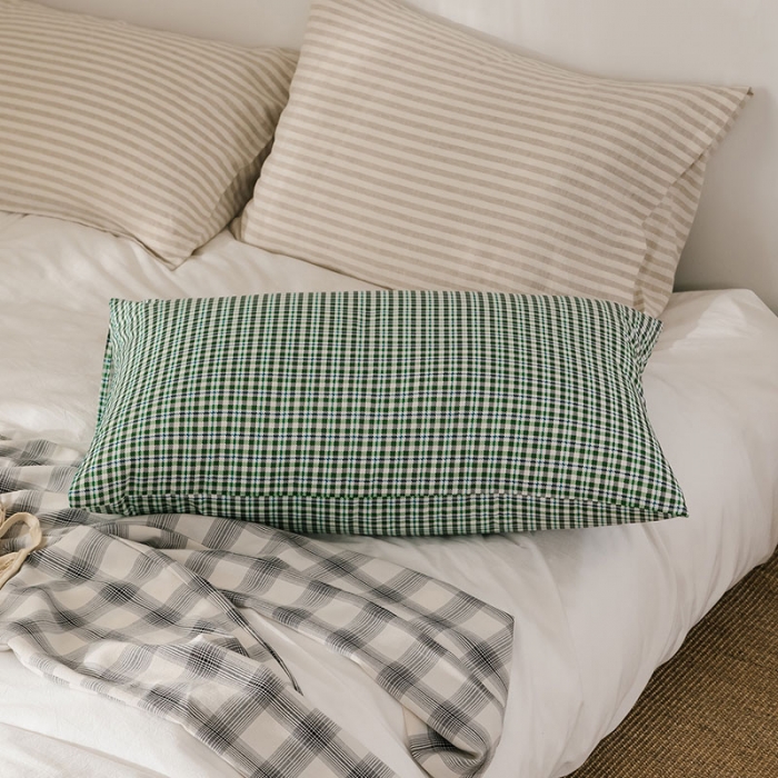 91家纺网 家纺一手货源 找家纺 艾沁 2020新款13372全棉枕套48*74cm 绿条格