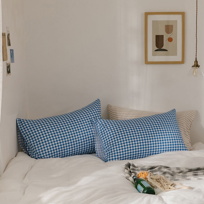 91家纺网 家纺一手货源 找家纺 艾沁 2020新款13372全棉枕套48*74cm 小蓝格