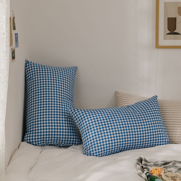 91家纺网 家纺一手货源 找家纺 艾沁 2020新款13372全棉枕套48*74cm 小蓝格