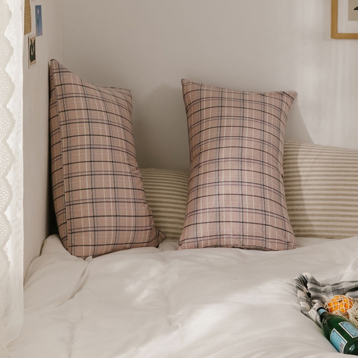 91家纺网 家纺一手货源 找家纺 艾沁 2020新款13372全棉枕套48*74cm 粉条格