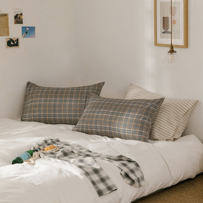 91家纺网 家纺一手货源 找家纺 艾沁 2020新款13372全棉枕套48*74cm 灰条格2