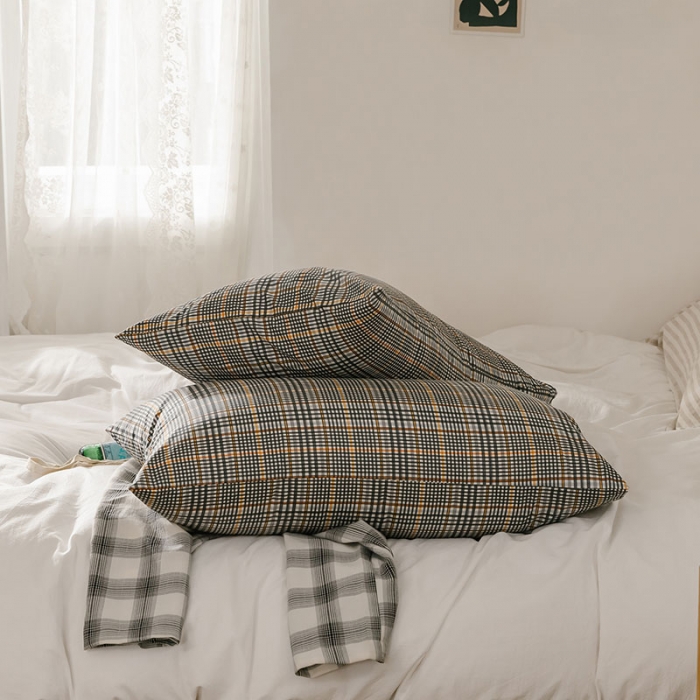 91家纺网 家纺一手货源 找家纺 艾沁 2020新款13372全棉枕套48*74cm 灰条格2