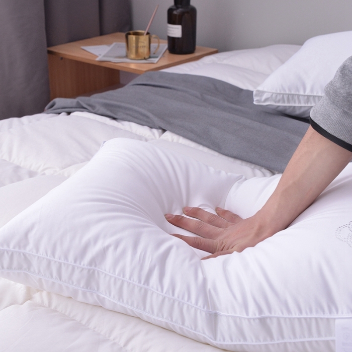 91家纺网 家纺一手货源 找家纺 星芯合家纺 2024新款80S柔赛丝皇冠枕48*74