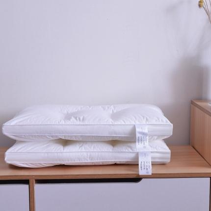 星芯合家纺 2024新款四区护颈枕48*74