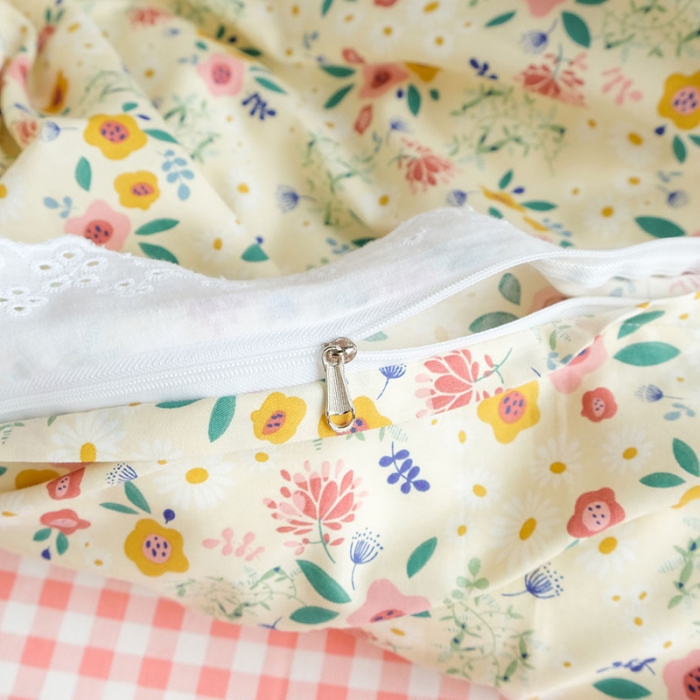 91家纺网 家纺一手货源 找家纺 艾沁 2020新款韩国刺绣花边小碎花纯棉四件套 花漾