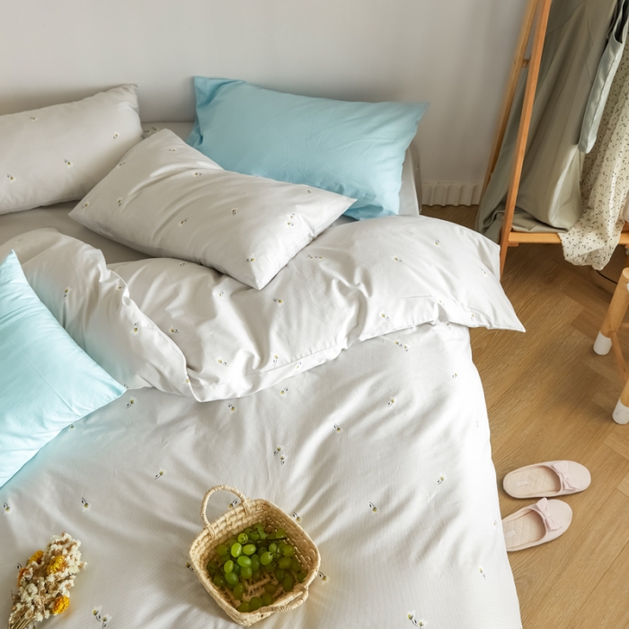 91家纺网 家纺一手货源 找家纺 怡家居 2020新款全棉小碎花田园风四件套 安夏