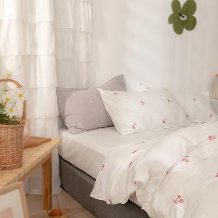 91家纺网 家纺一手货源 找家纺 狠狠爱 2020新款小清新全棉色织水洗棉四件套 小樱桃-白1