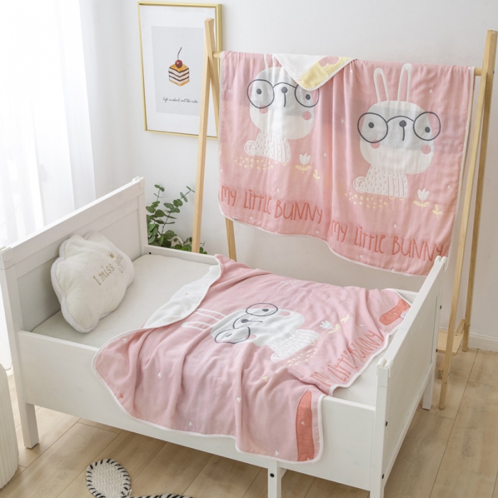 91家纺网 家纺一手货源 找家纺 朴尔 2020新款全棉六层纱布儿童盖被毛巾被 博士兔粉