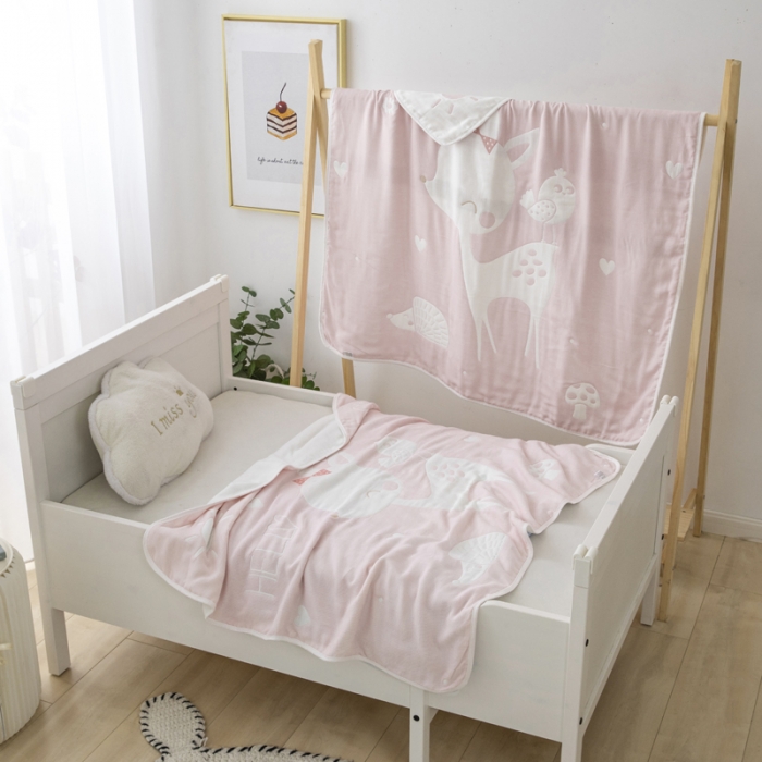 91家纺网 家纺一手货源 找家纺 朴尔 2020新款全棉六层纱布儿童盖被毛巾被 聪明鹿粉