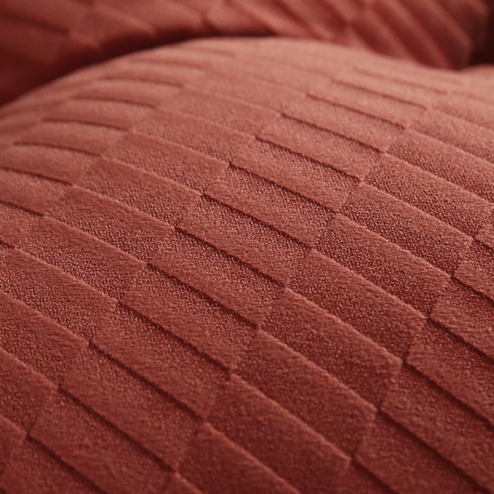 91家纺网 家纺一手货源 找家纺 永光家居 2020新款立体绒长三角靠垫 皮红色