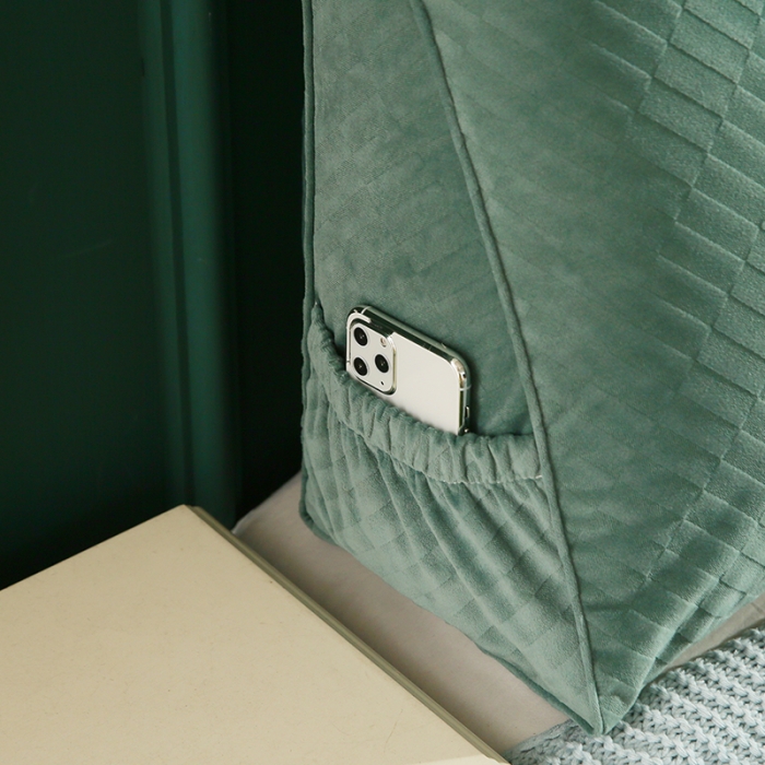 91家纺网 家纺一手货源 找家纺 永光家居 2020新款立体绒长三角靠垫 浅水绿