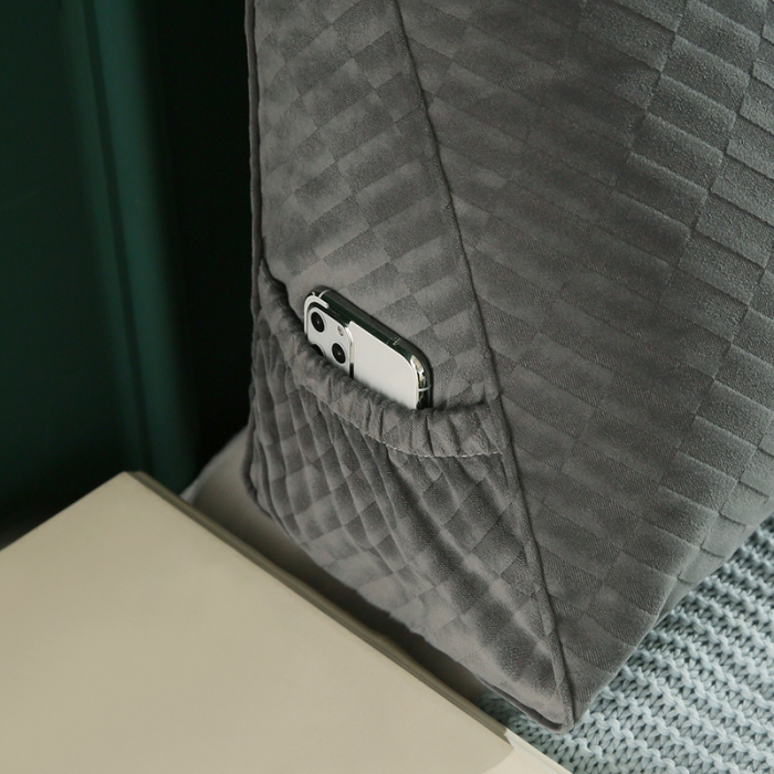 91家纺网 家纺一手货源 找家纺 永光家居 2020新款立体绒长三角靠垫 瓦格灰