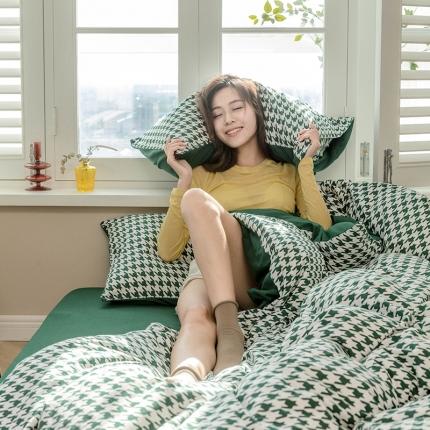 91家纺网 家纺一手货源 找家纺 华超针织 2021新款天竺棉千鸟格针织四件套风格1 墨绿