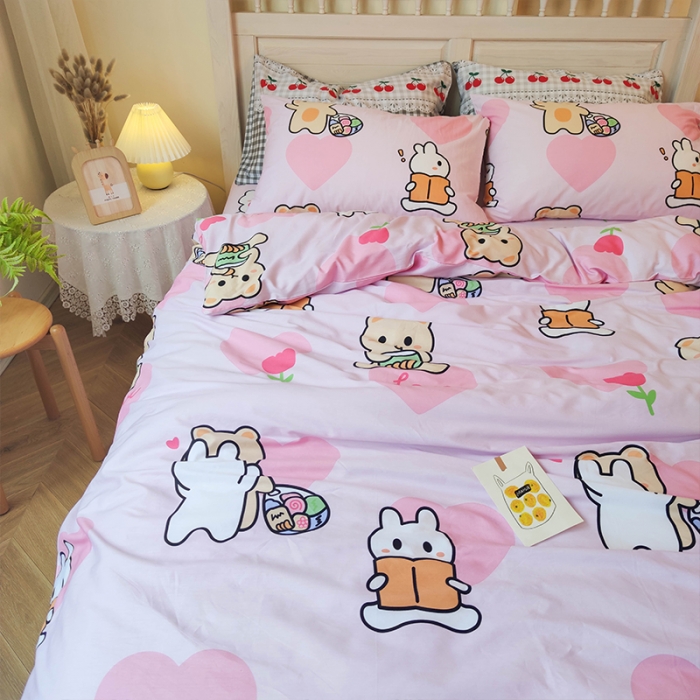 91家纺网 家纺一手货源 找家纺 田野 2020新款13372全棉手绘卡通系列四件套 爱心熊