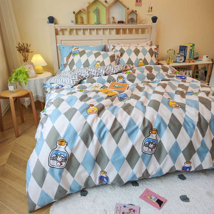 91家纺网 家纺一手货源 找家纺 田野 2020新款13372全棉卡通系列四件套 梦幻漂流瓶