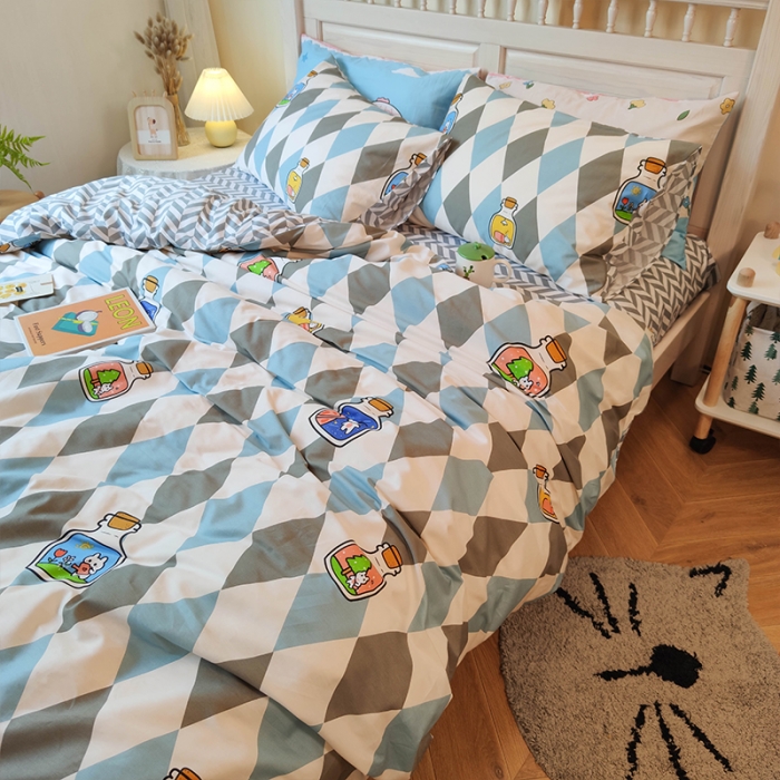 91家纺网 家纺一手货源 找家纺 田野 2020新款13372全棉卡通系列四件套 梦幻漂流瓶