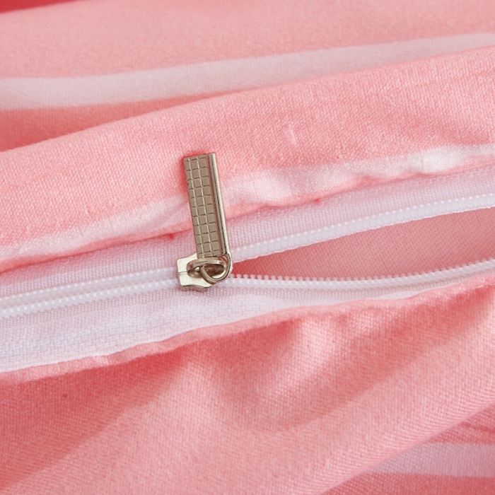 91家纺网 家纺一手货源 找家纺 艾裙海 2020新款斜纹加厚单被套 红色草莓