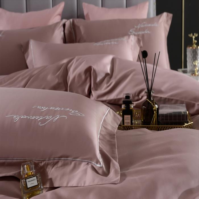 91家纺网 家纺一手货源 找家纺 80支埃及长绒棉时尚绣四件套全棉四件套