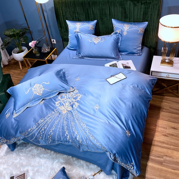 91家纺网 家纺一手货源 找家纺 宅家居60支贡缎真臻品丝B版纯棉刺绣卡瑞娜四件套实拍 卡瑞娜 -宾利蓝