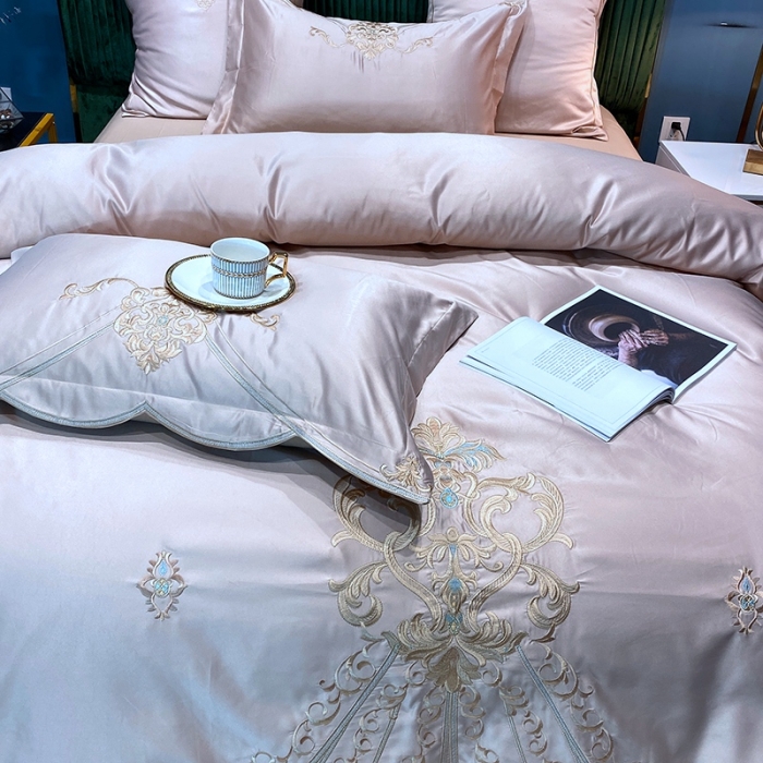 91家纺网 家纺一手货源 找家纺 宅家居60支贡缎真臻品丝B版纯棉刺绣卡瑞娜四件套实拍 卡瑞娜 -香槟金