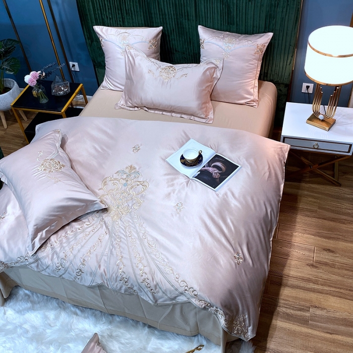 91家纺网 家纺一手货源 找家纺 宅家居60支贡缎真臻品丝B版纯棉刺绣卡瑞娜四件套实拍 卡瑞娜 -香槟金