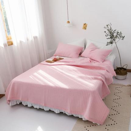 91家纺网 家纺一手货源 找家纺 梦家居 2020新款色织水洗棉夹棉床盖 浅粉色